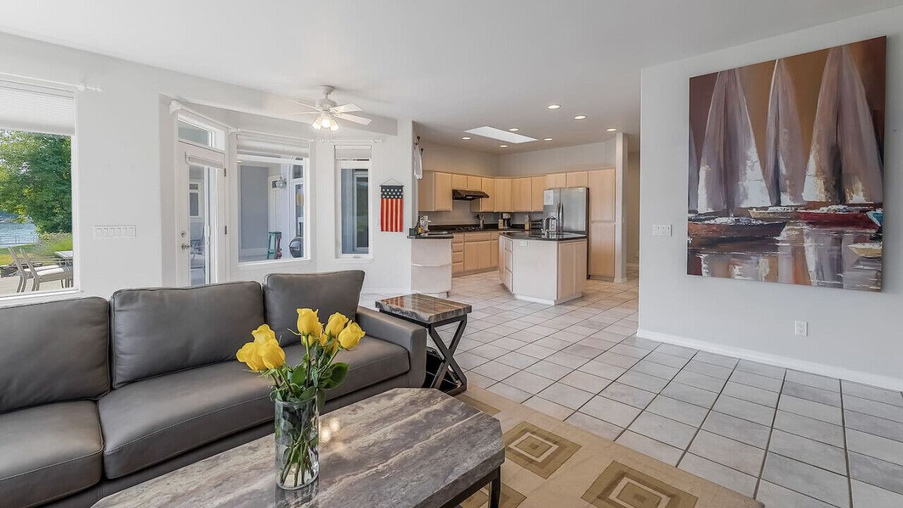 Photo of Livingroom in Post Falls