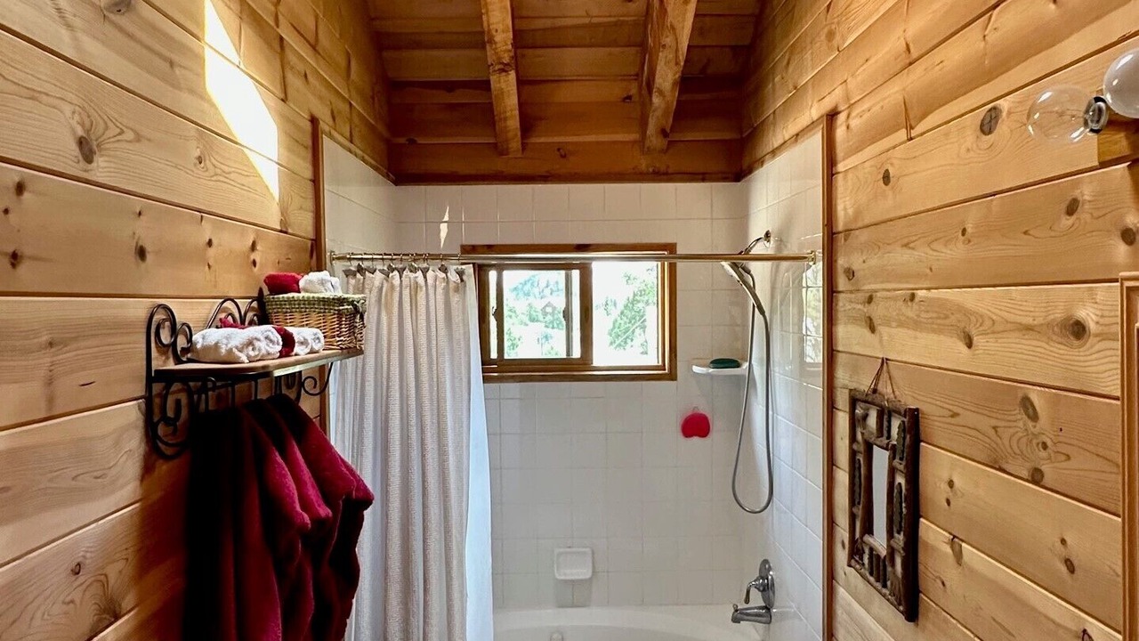 Photo of Bathroom in Mammoth Creek