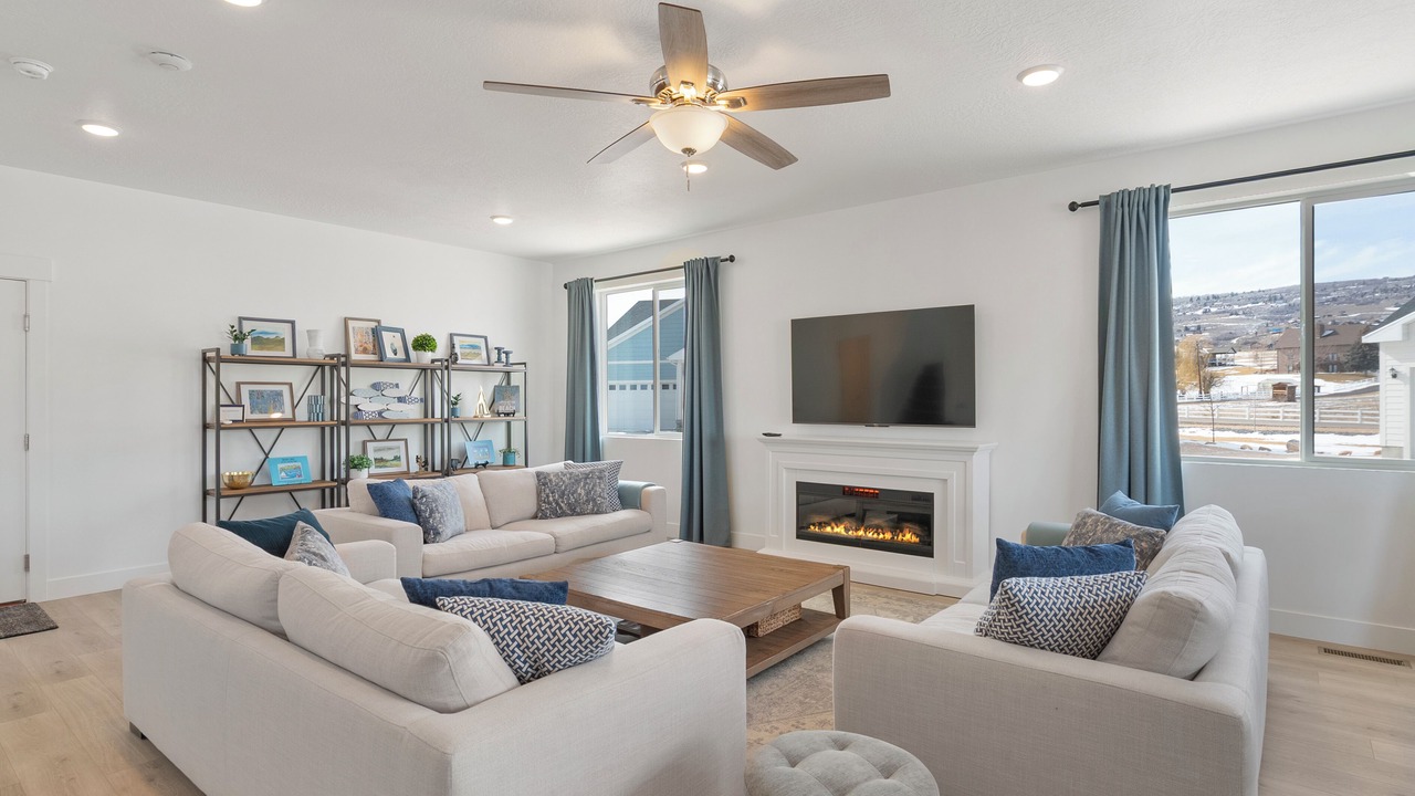 Photo of Livingroom in Sweetwater