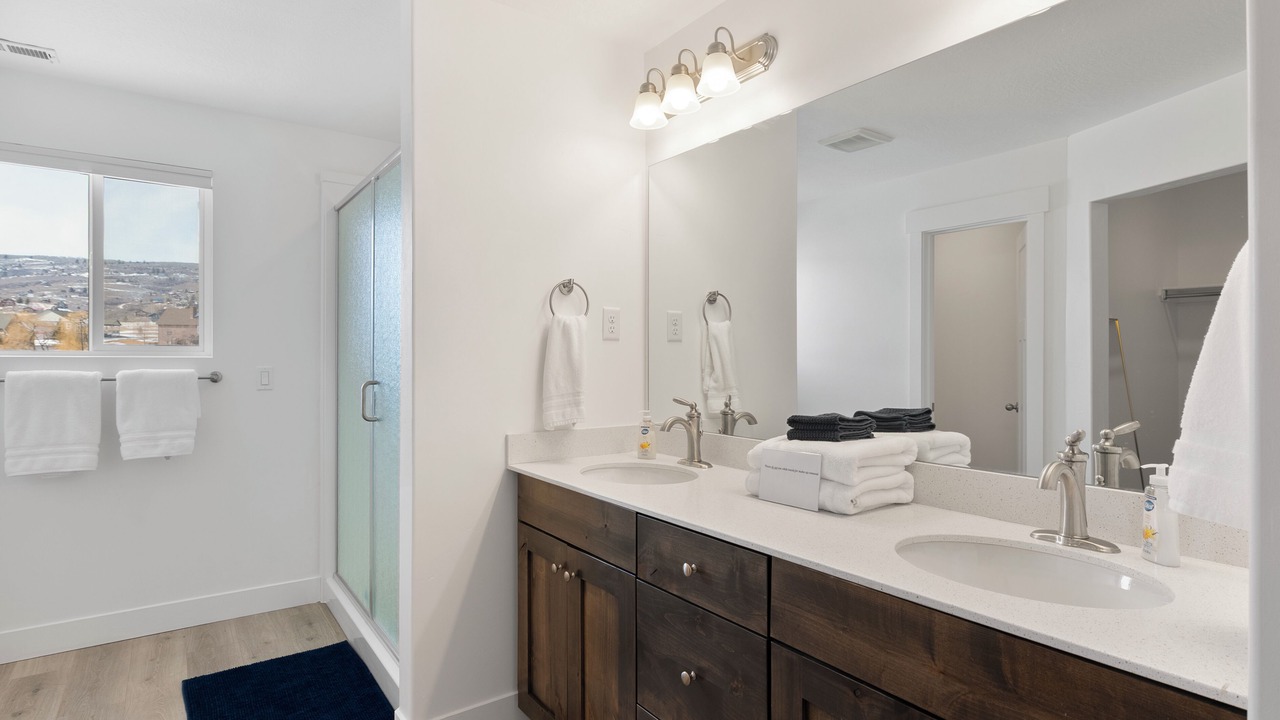 Photo of Bathroom in Sweetwater