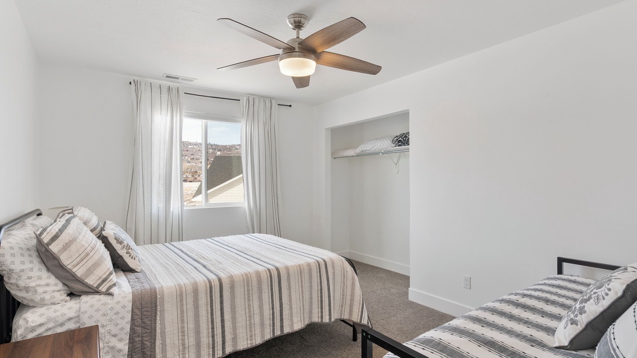 Photo of Bedroom in Sweetwater