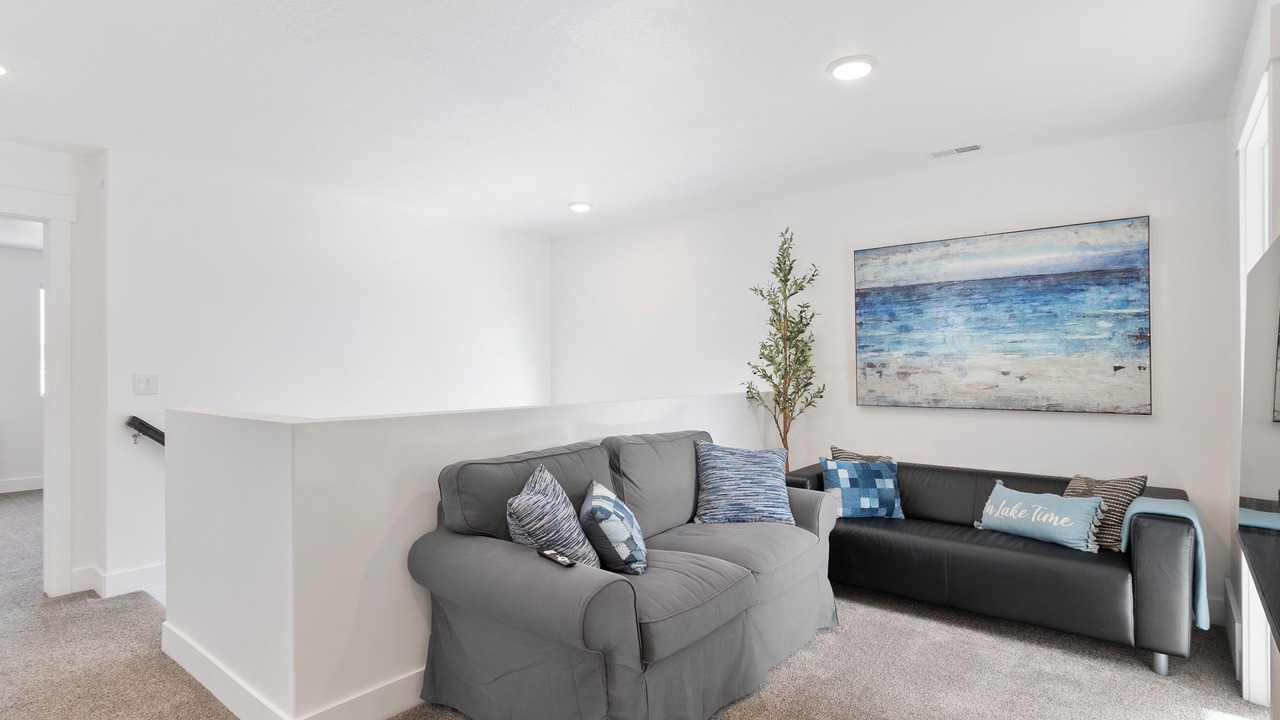 Photo of Livingroom in Sweetwater