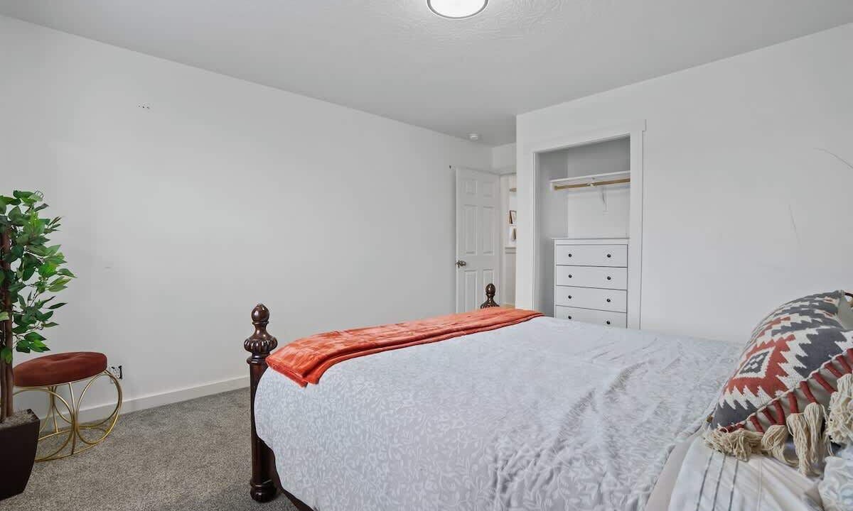 Photo of Bedroom in Nampa