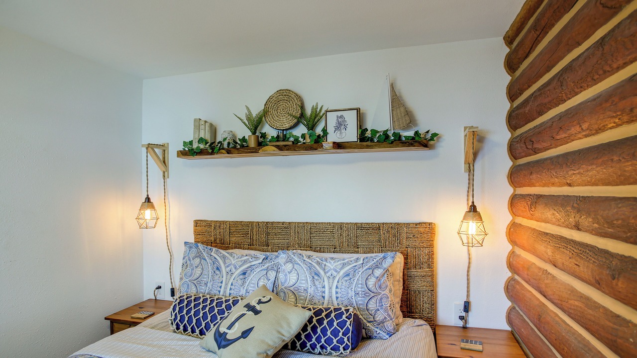 Photo of Bedroom in Rockford Bay