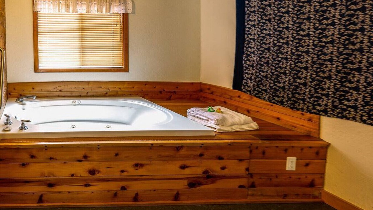 Photo of Bathroom in Ashland