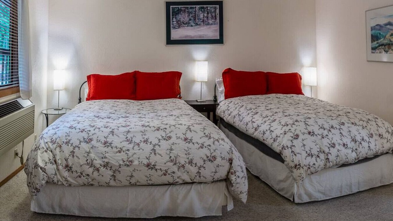 Photo of Bedroom in Ashland