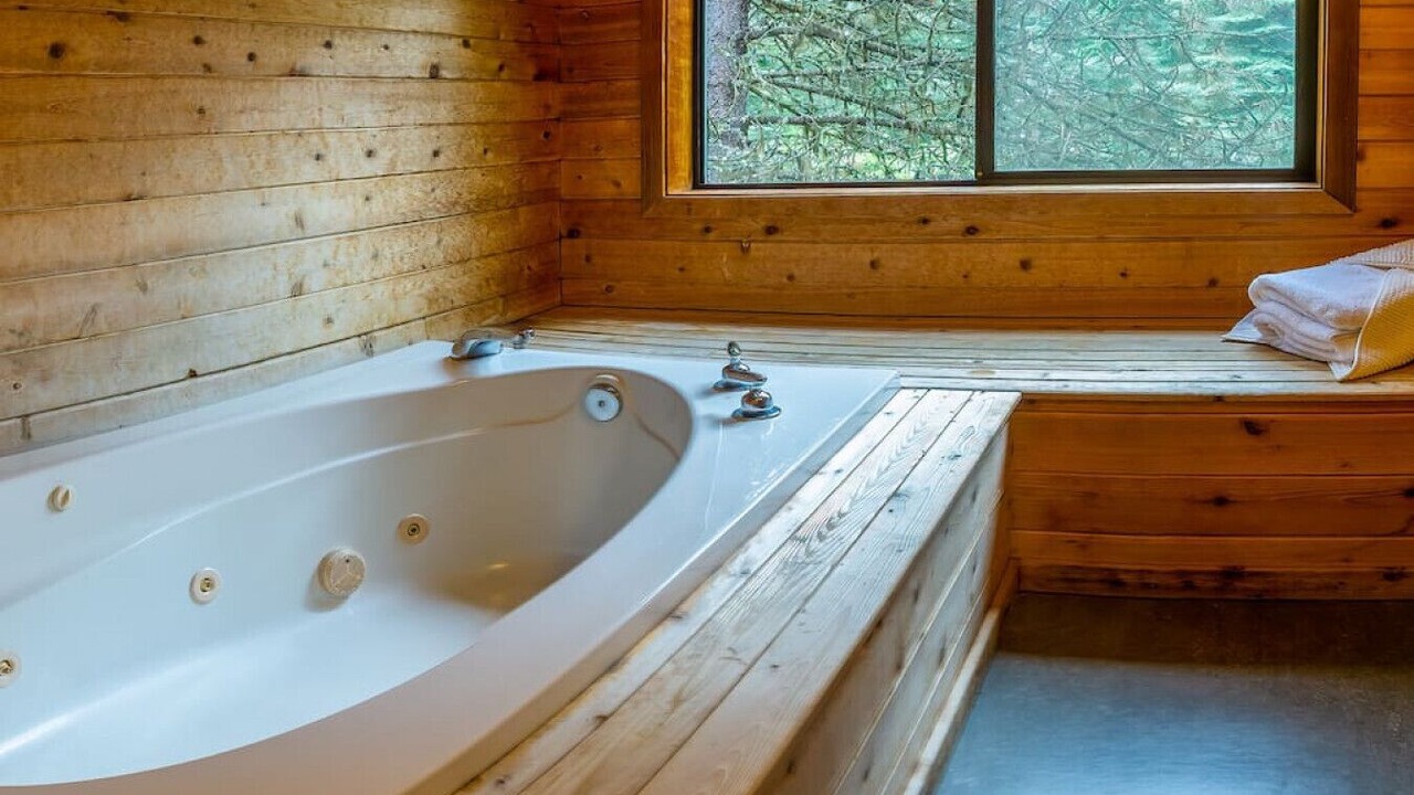 Photo of Bathroom in Ashland