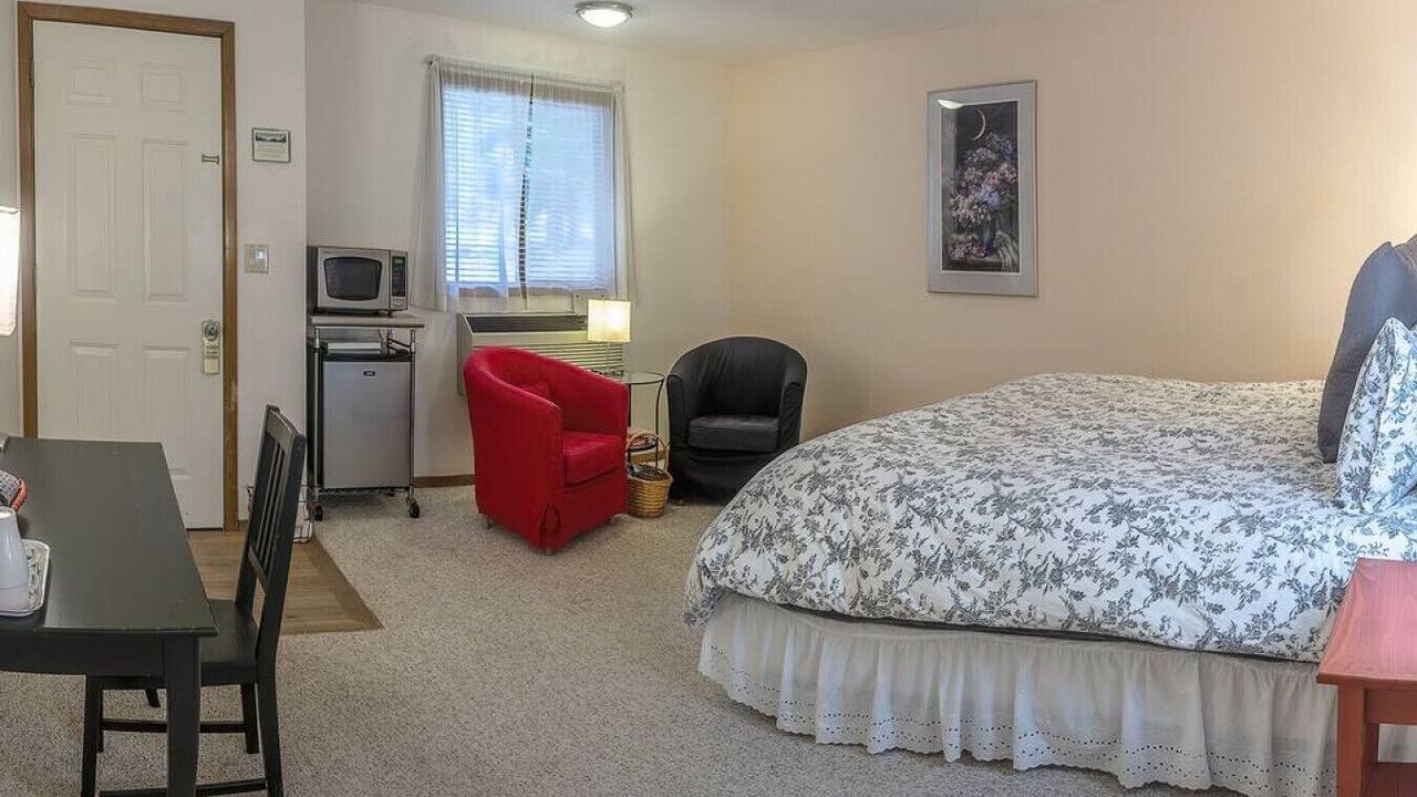Photo of Bedroom in Ashland