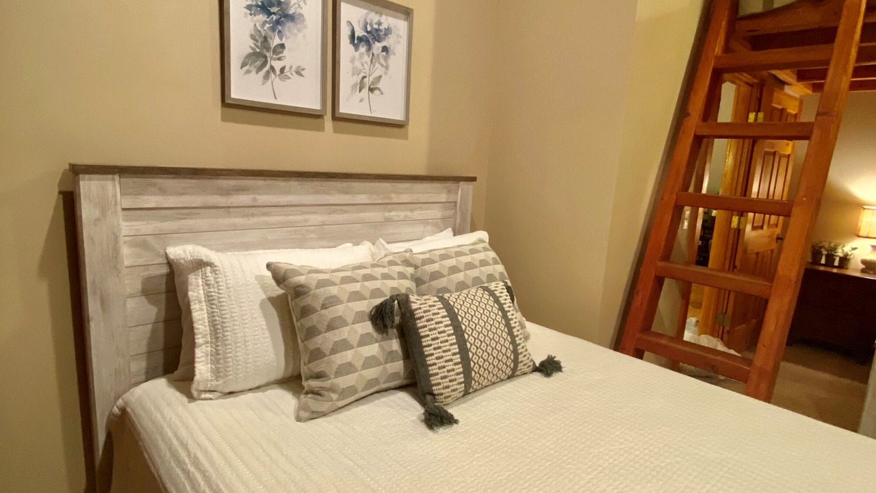 Photo of Bedroom in Fish Haven