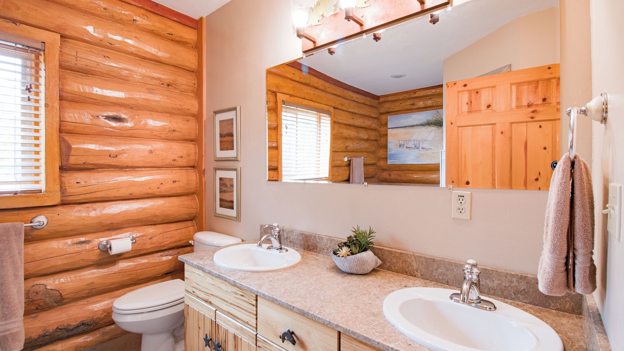 Photo of Bathroom in Fish Haven