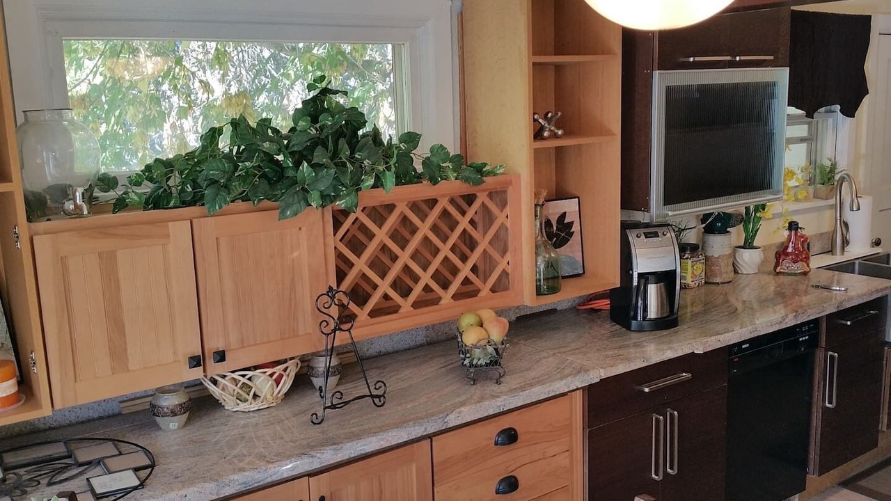 Photo of Kitchen in Downtown Klamath Falls