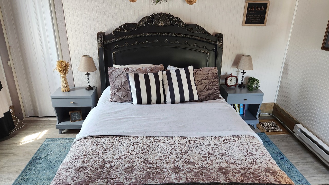 Photo of Bedroom in Lansing