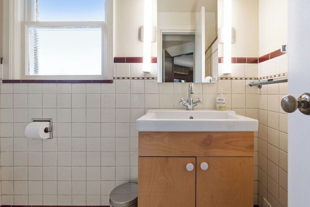 Photo of Bathroom in Lawton Park
