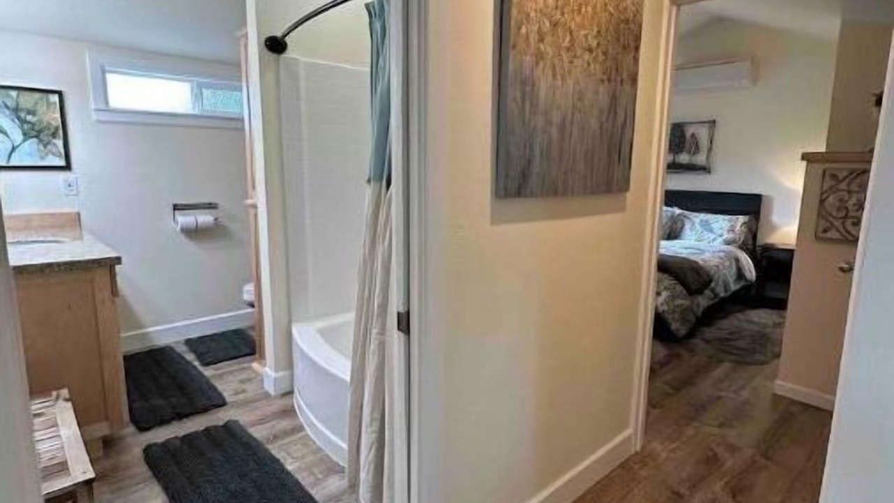 Photo of Bedroom in Grants Pass