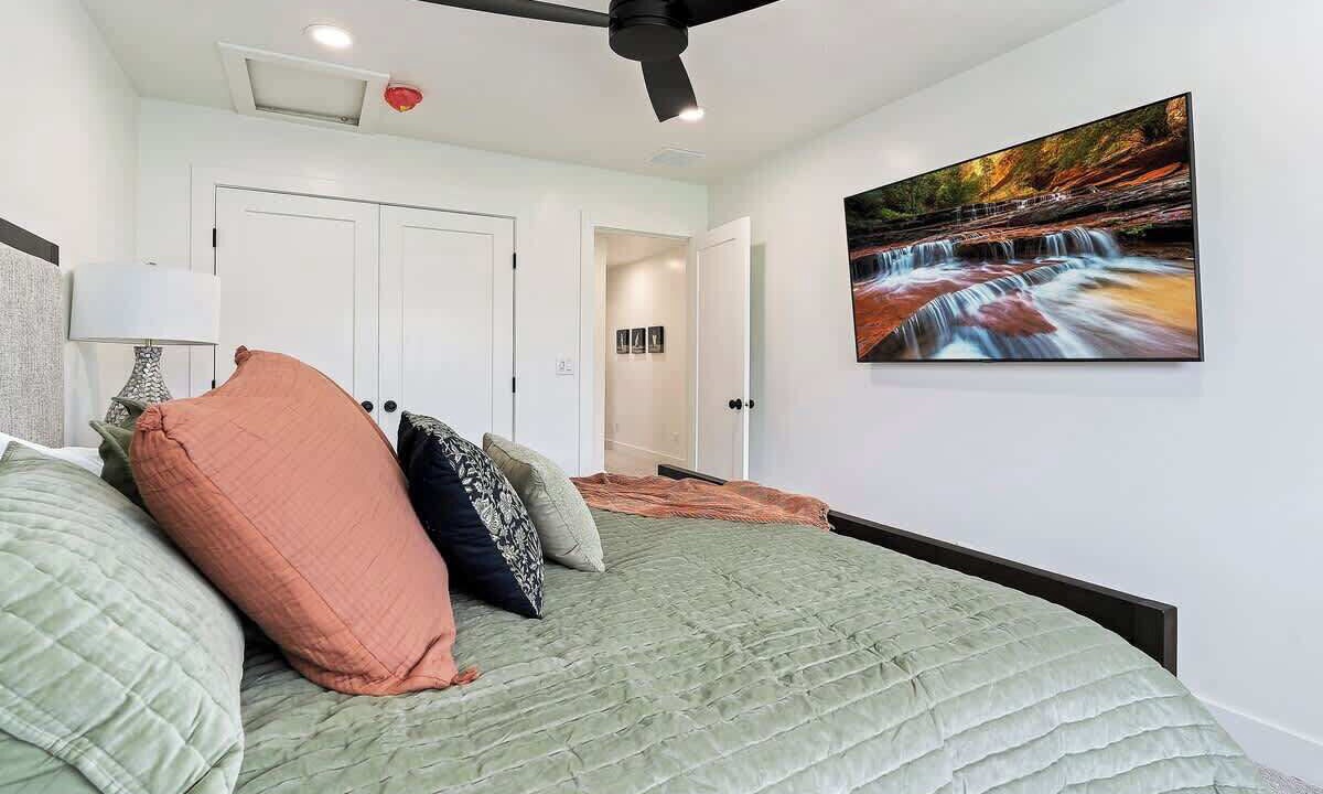 Photo of Bedroom in Lava Hot Springs
