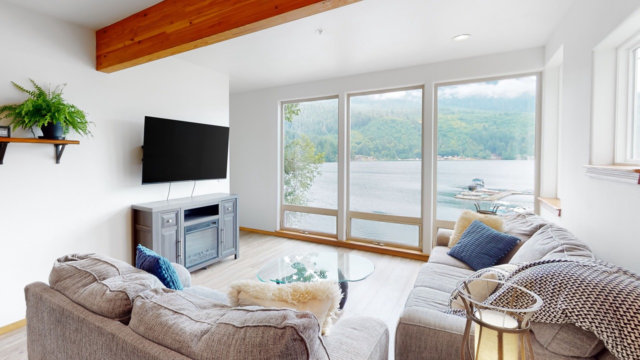 Photo of Livingroom in Port Angeles
