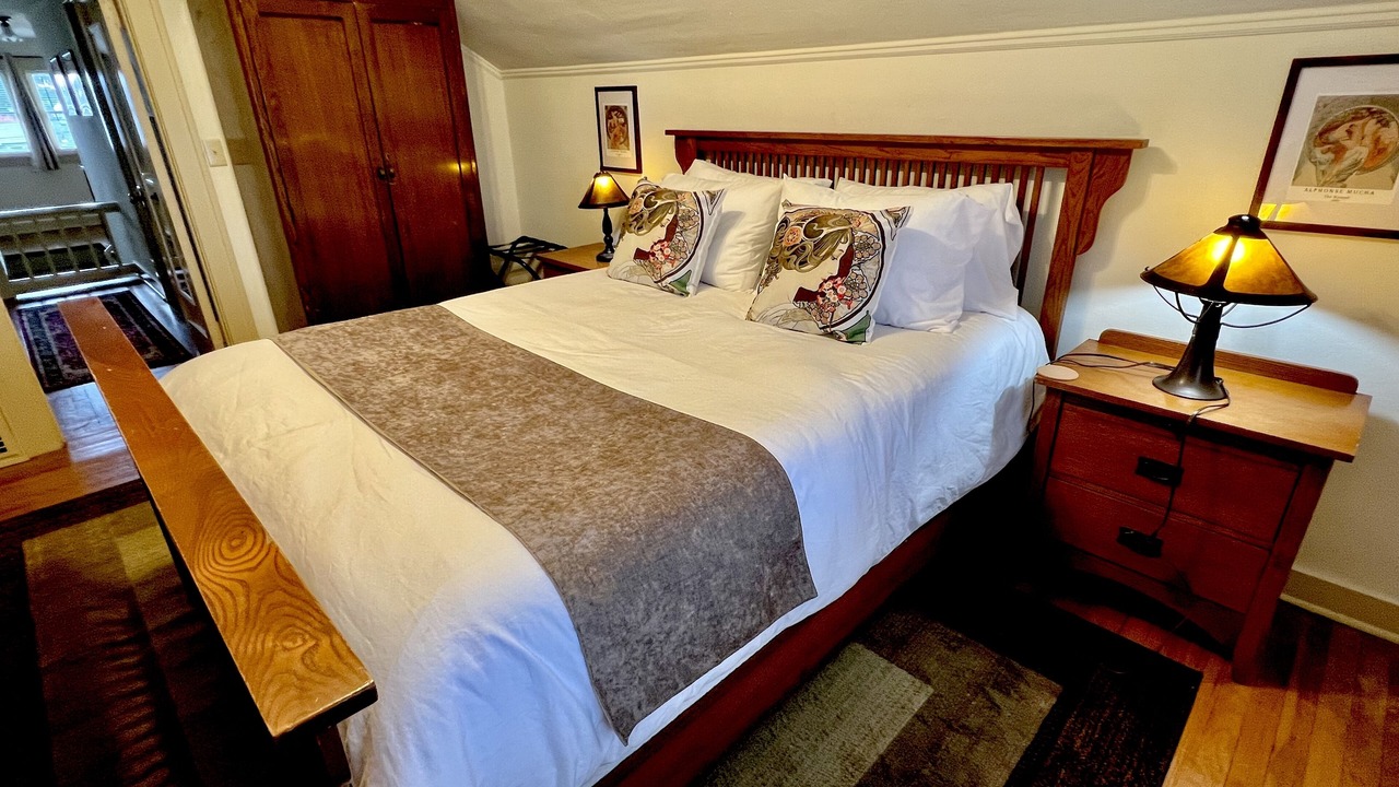 Photo of Bedroom in Hilltop