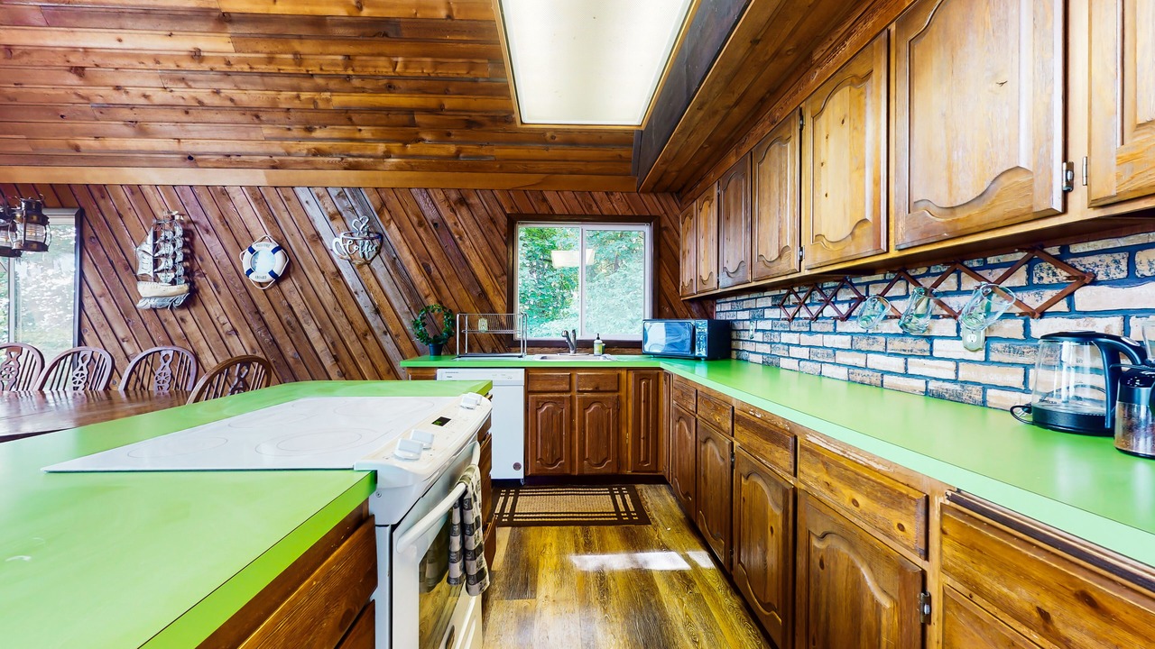 Photo of Kitchen in Anderson Island