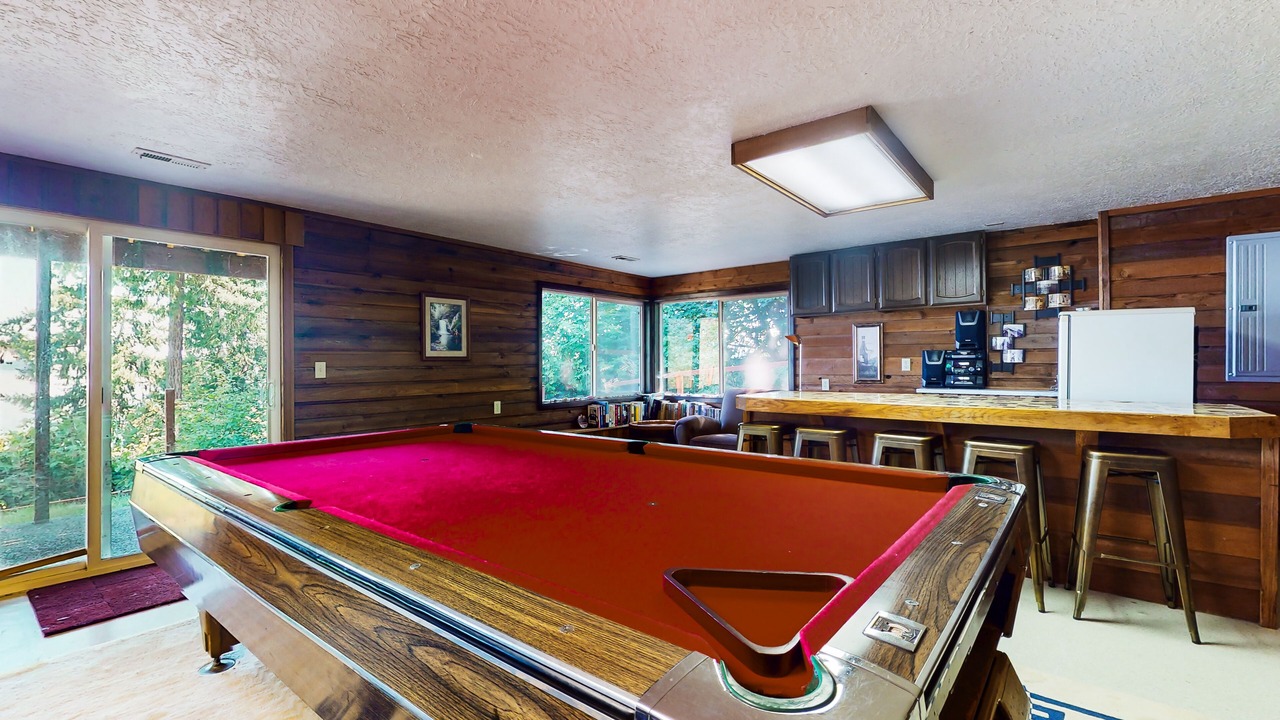 Photo of Bedroom in Anderson Island