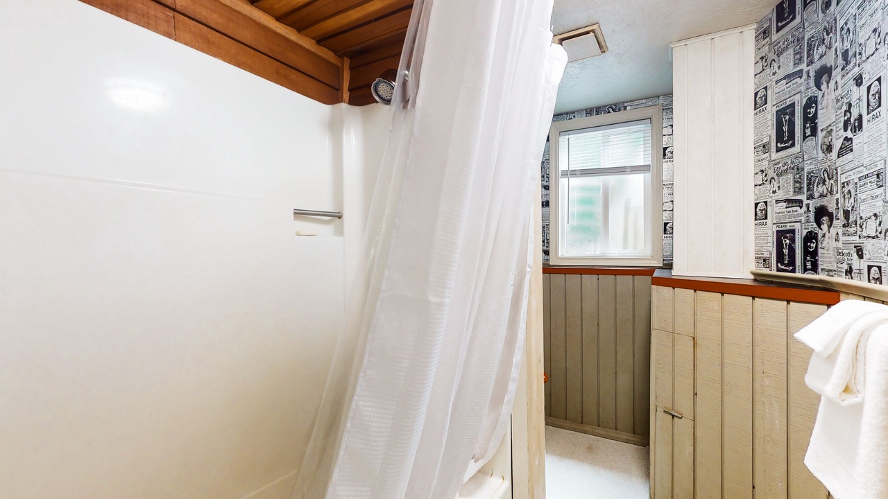Photo of Bathroom in Anderson Island
