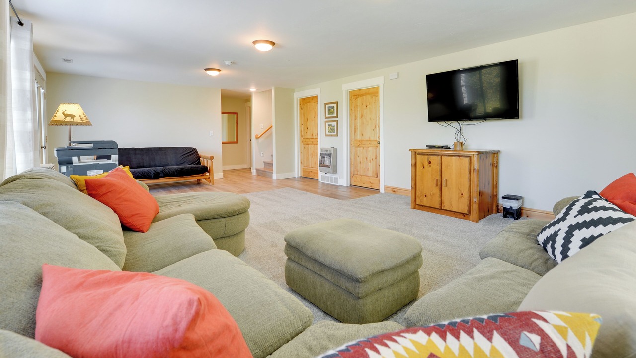 Photo of Bedroom in Star Valley Ranch