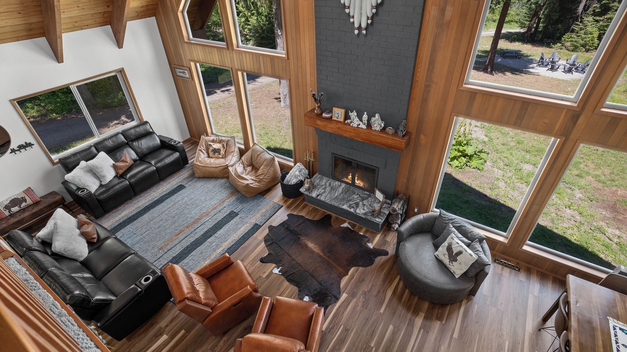 Photo of Livingroom in Cle Elum