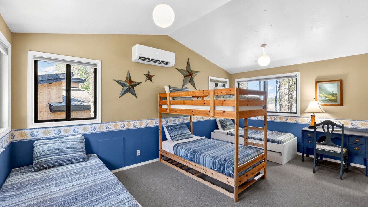 Photo of Bedroom in Tamarack Resort