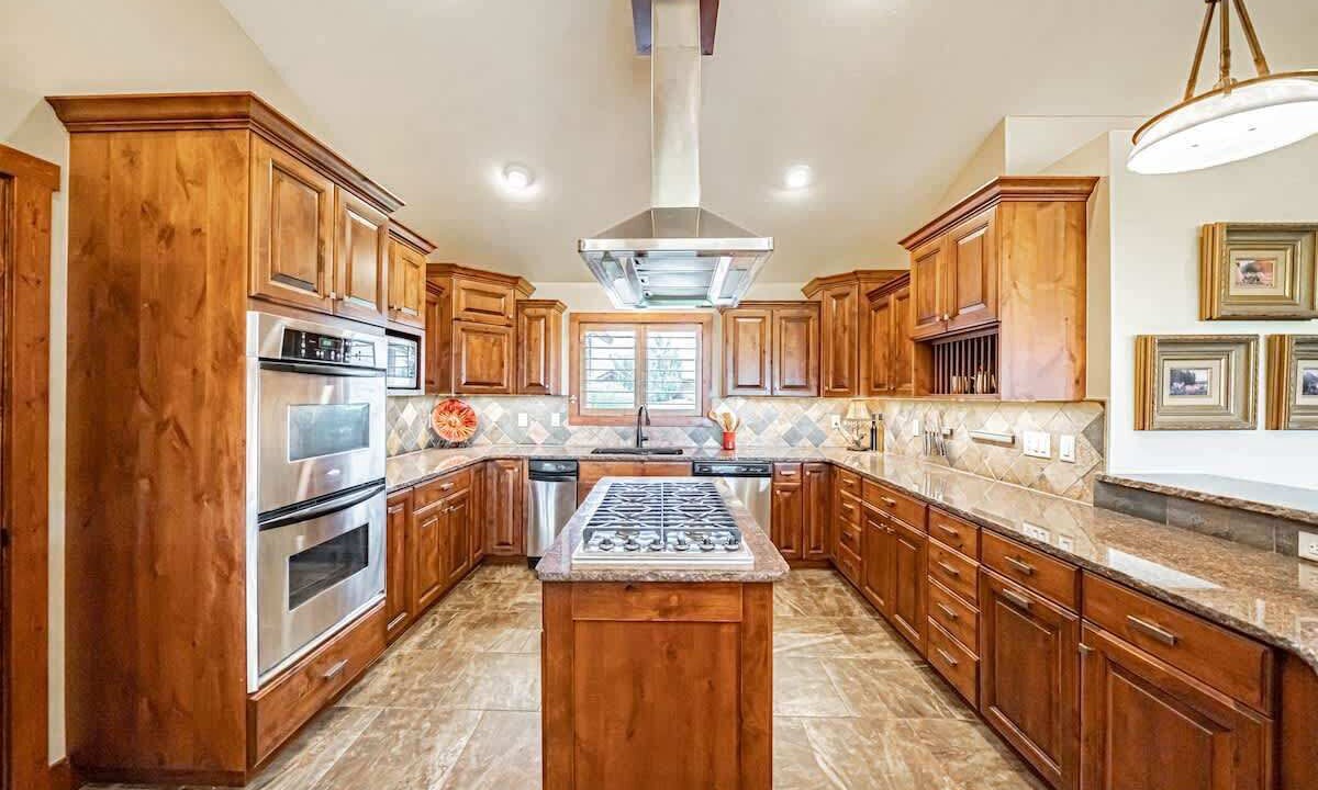 Photo of Kitchen in Victor