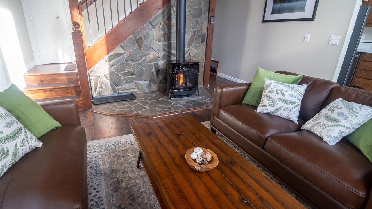 Photo of Livingroom in Mount Hood Village