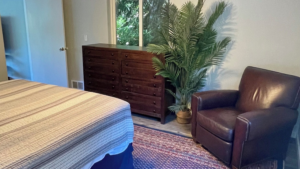 Photo of Bedroom in Port Angeles