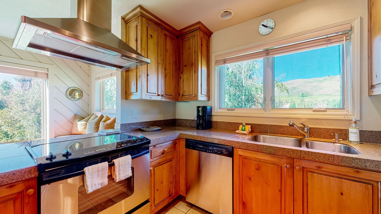 Photo of Kitchen in Elkhorn Village