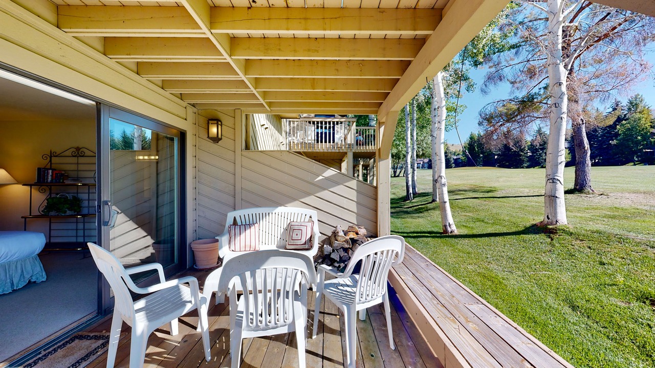 Photo of Outdoor in Elkhorn Village