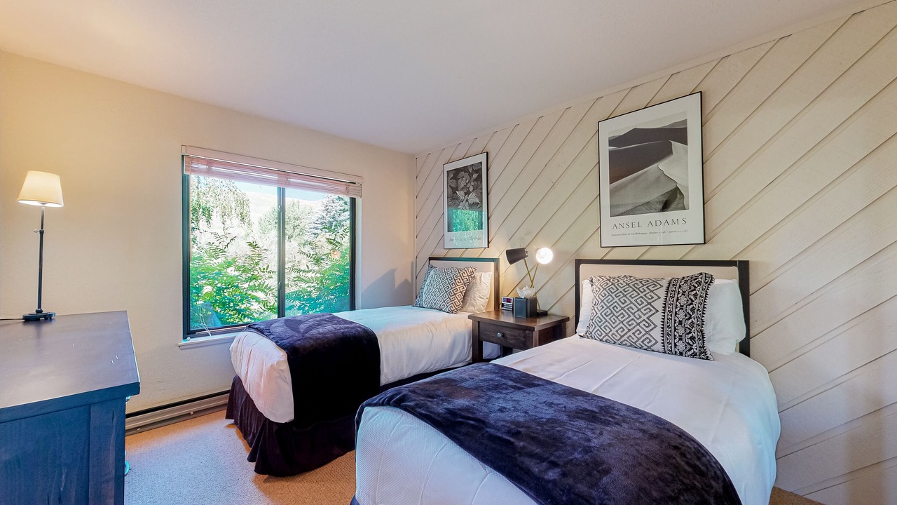 Photo of Bedroom in Elkhorn Village