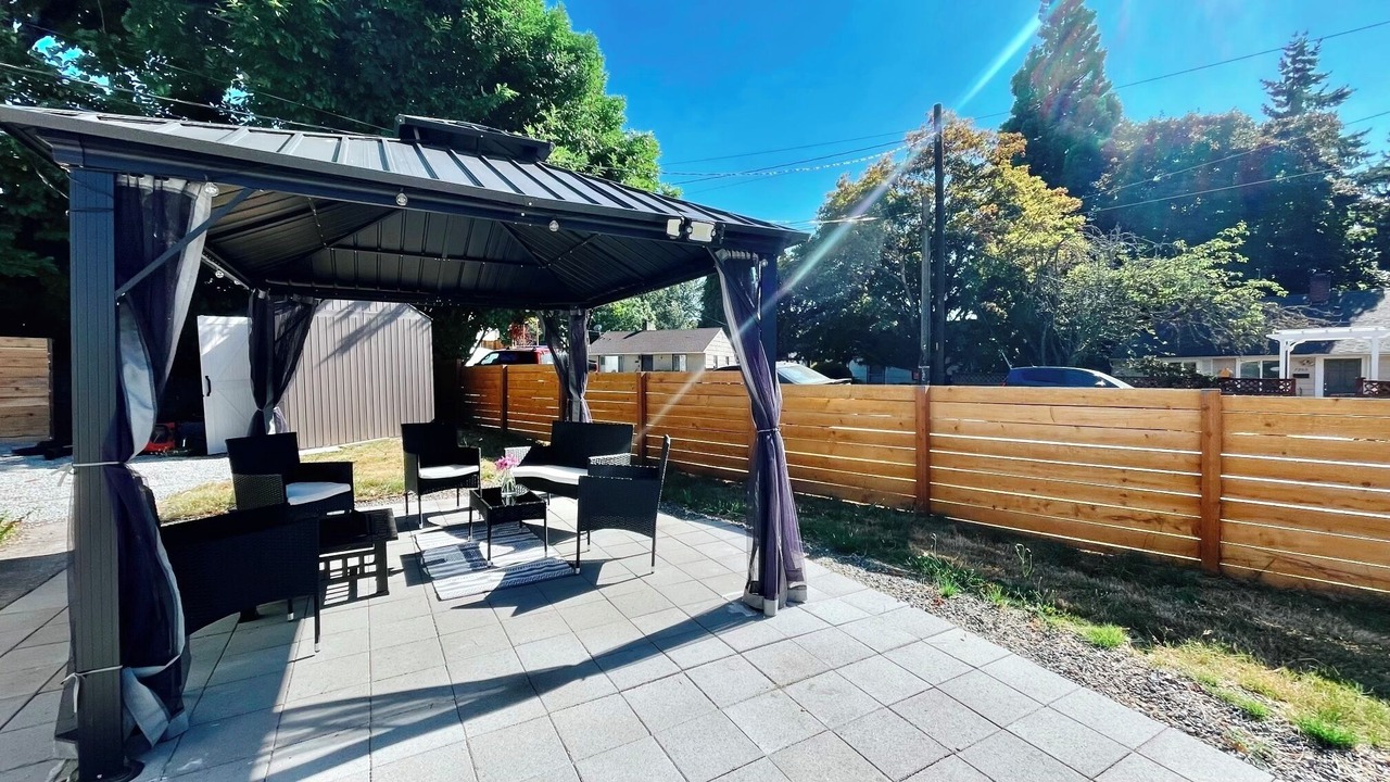 Photo of Patio Balcony in Bryn Mawr-Skyway