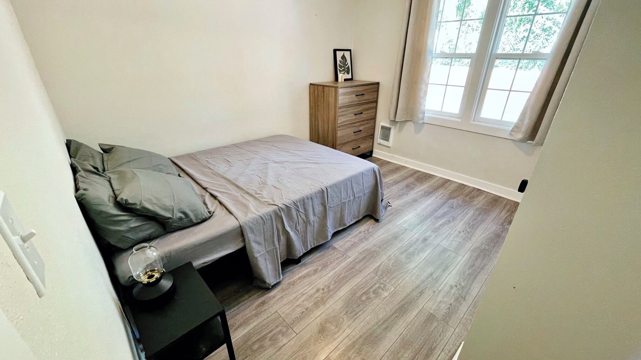 Photo of Bedroom in Bryn Mawr-Skyway