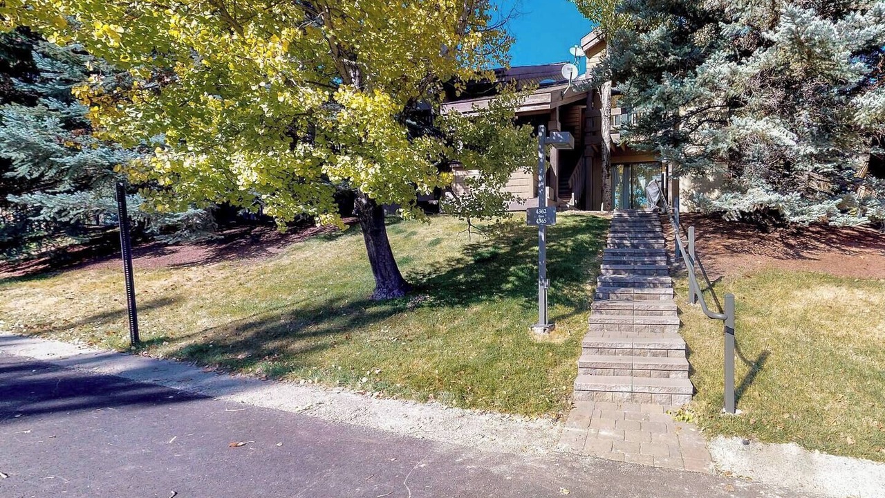 Photo of Others in Elkhorn Village