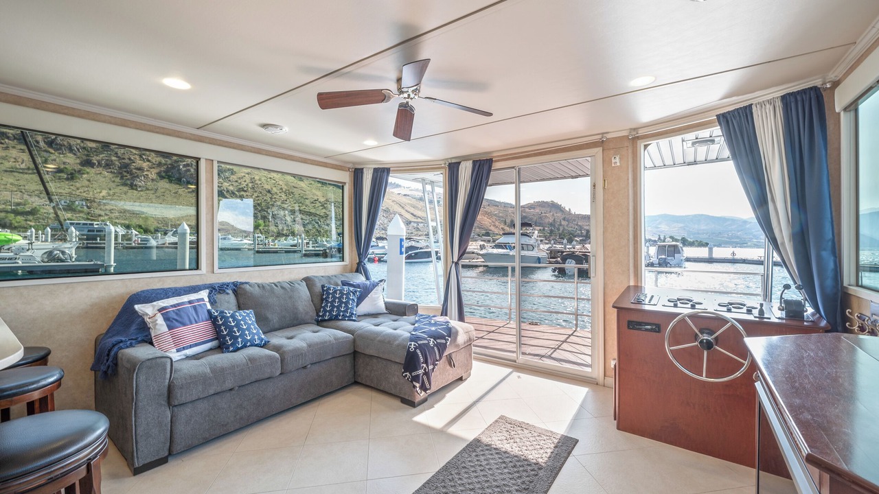 Photo of Livingroom in Chelan