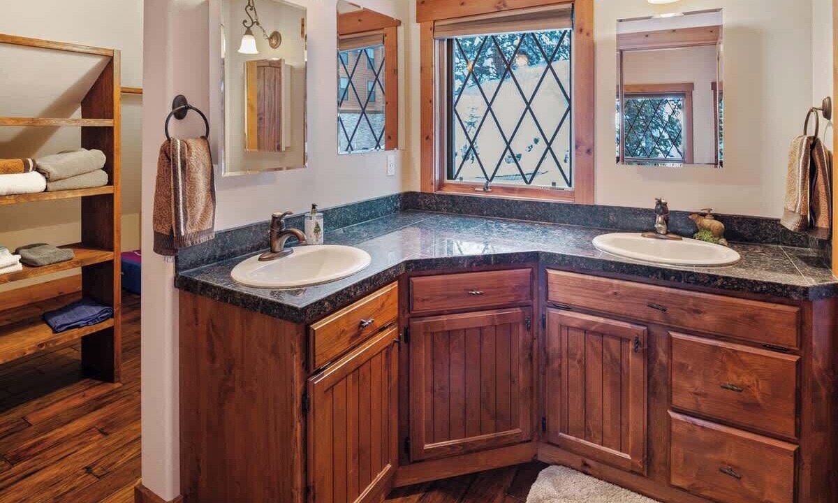 Photo of Bathroom in Sandpoint