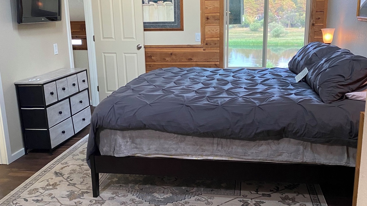 Photo of Bedroom in Three Rivers