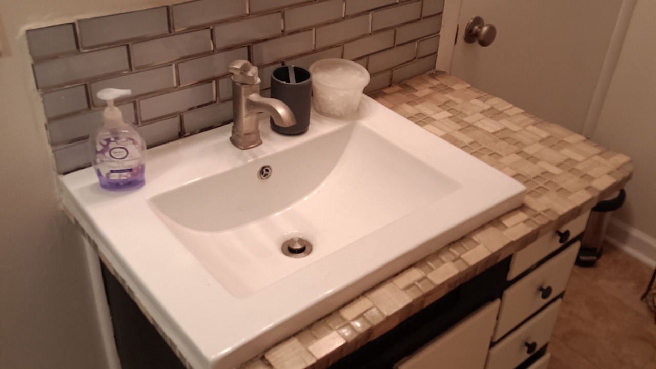 Photo of Bathroom in Lakeview