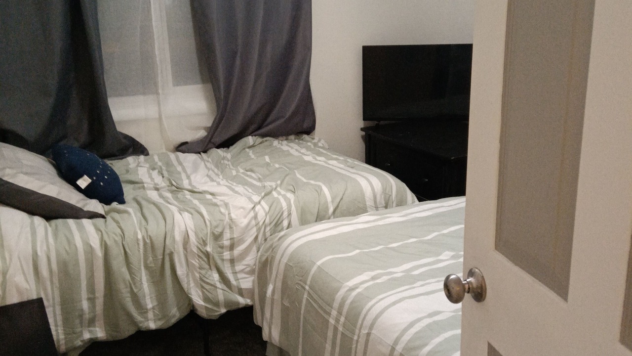 Photo of Bedroom in Lakeview