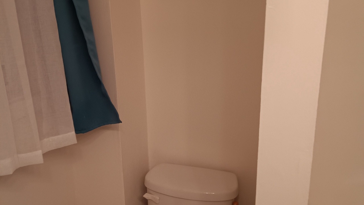Photo of Bathroom in Lakeview