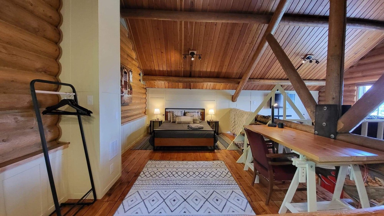 Photo of Bedroom in Irwin