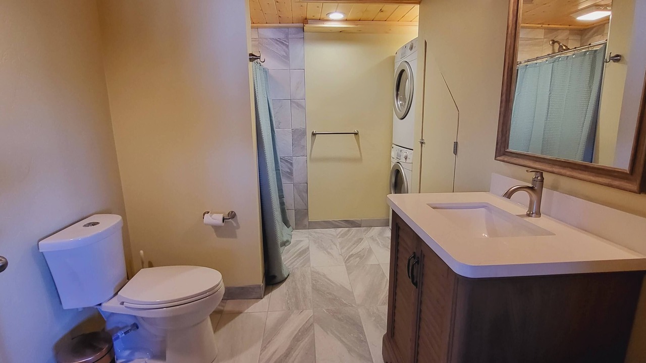 Photo of Bathroom in Irwin