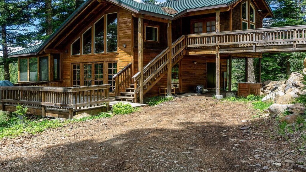 Photo of Outdoor in Ashland