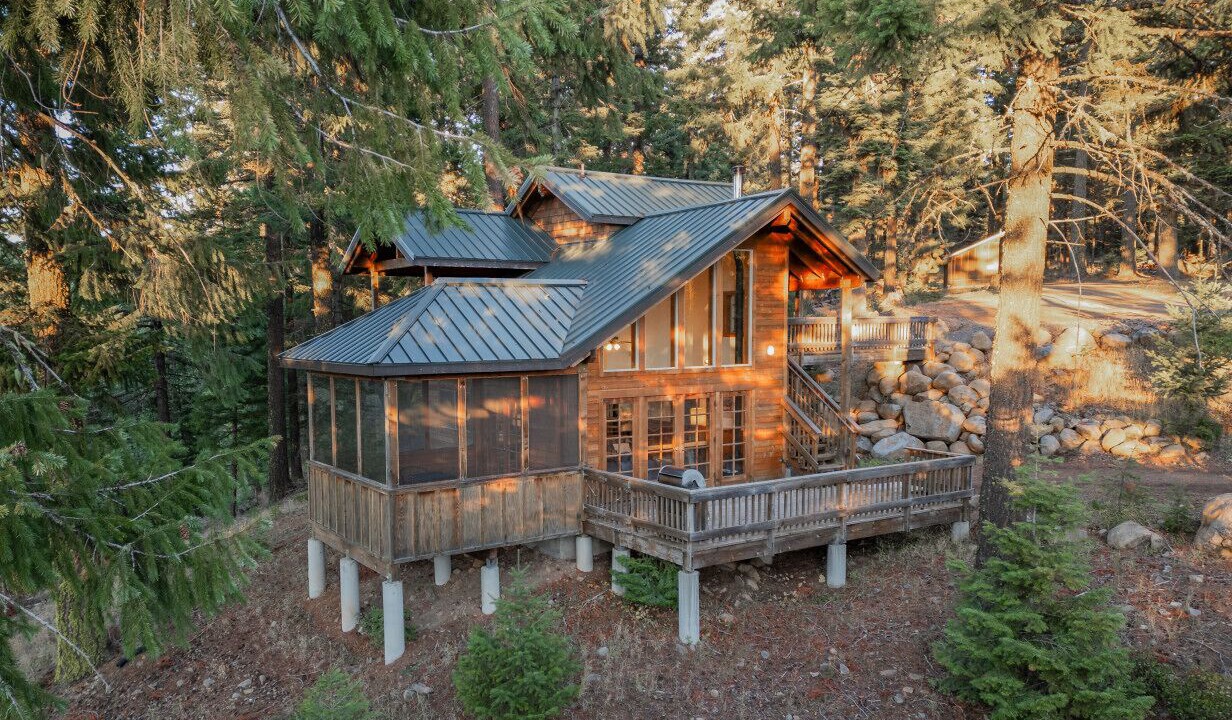 Photo of Outdoor in Ashland