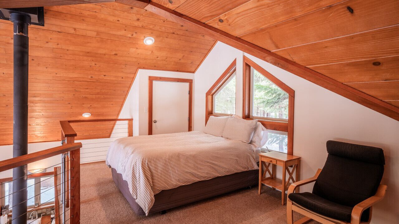 Photo of Bedroom in Ashland