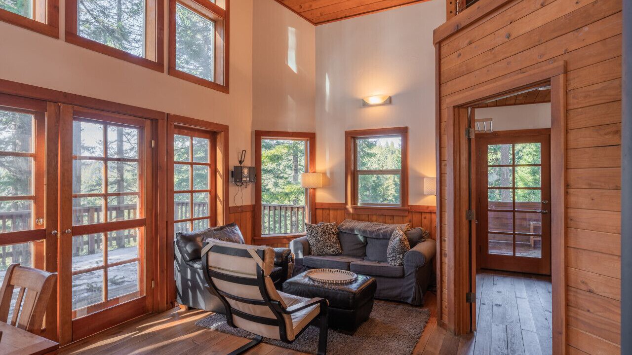 Photo of Livingroom in Ashland