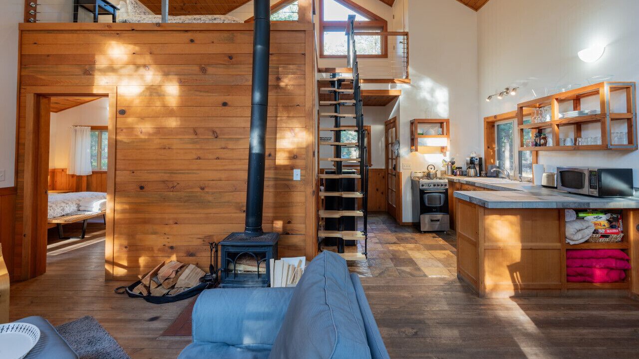 Photo of Livingroom in Ashland