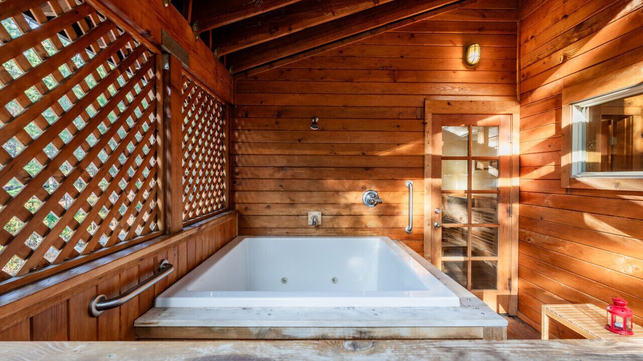 Photo of Bathroom in Ashland